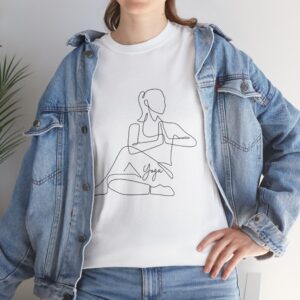 Grace in Stillness – Minimal Yoga Pose T-Shirt